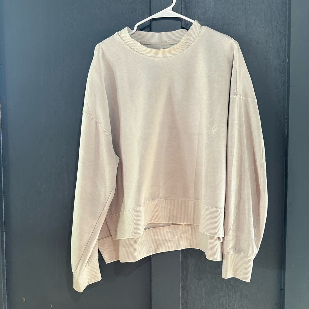 Lululemon Softstreme Turtleneck Pullover Size 12 White Opal